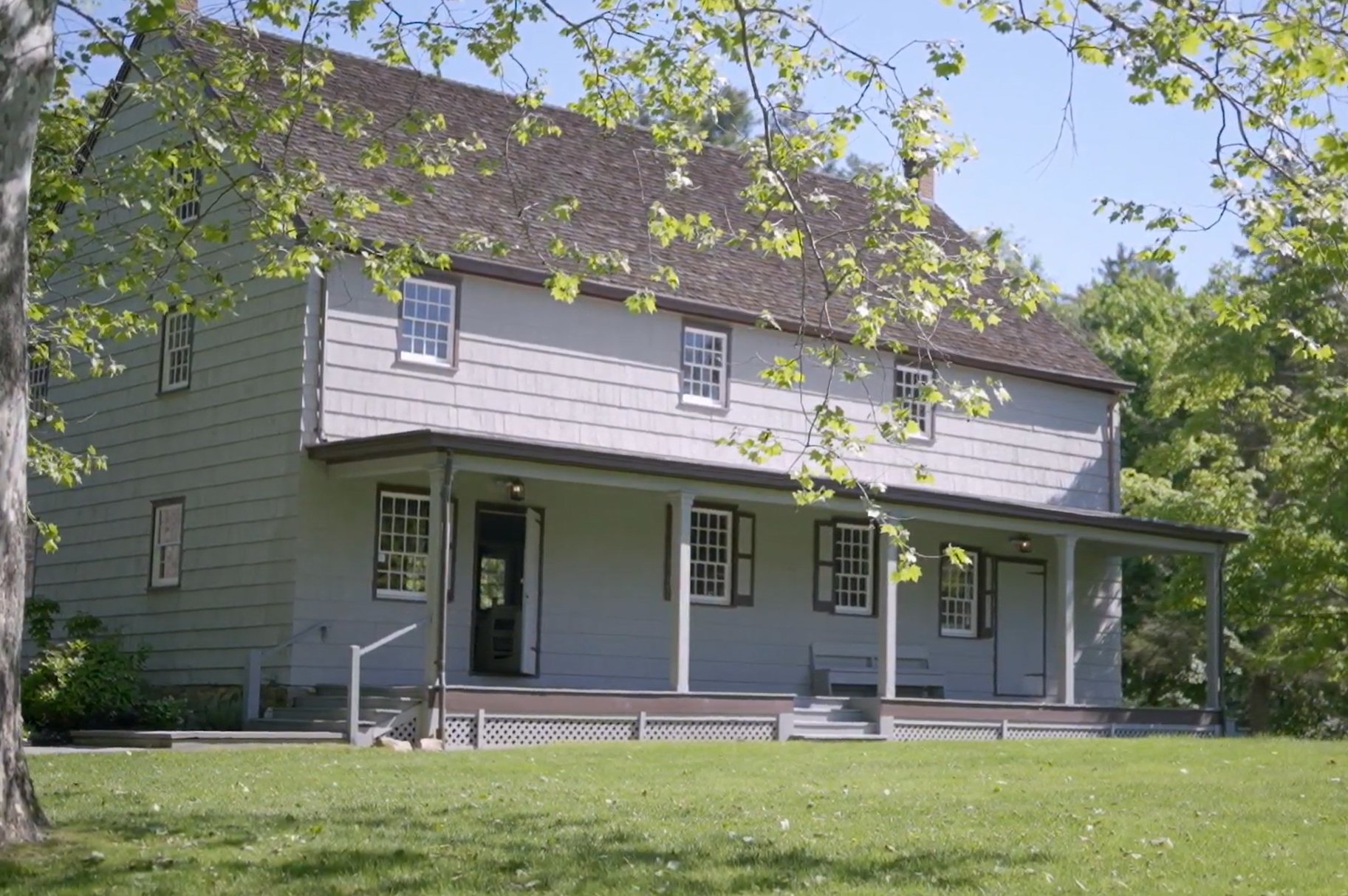 Meeting-House-front