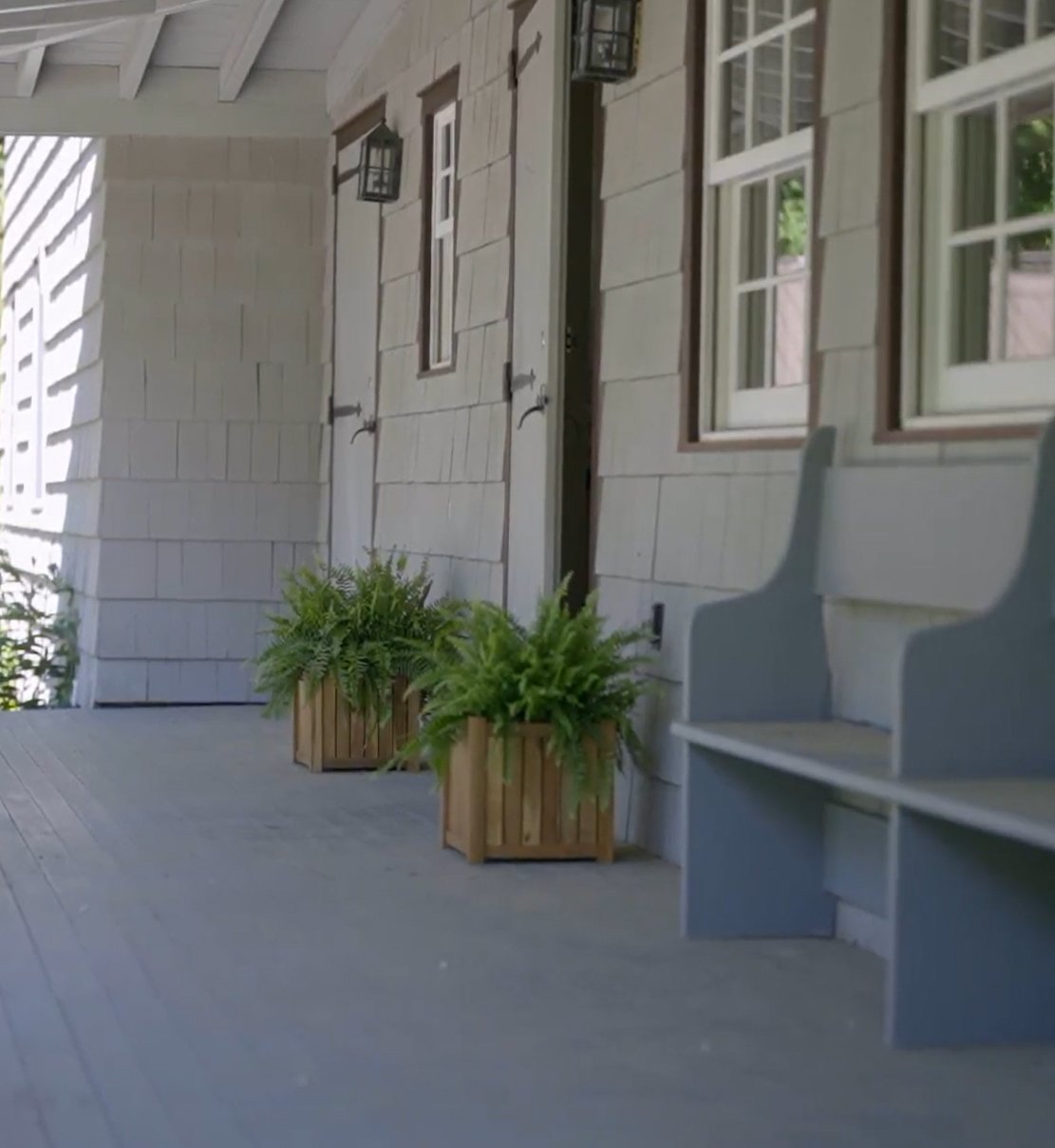 Meeting-House-porch